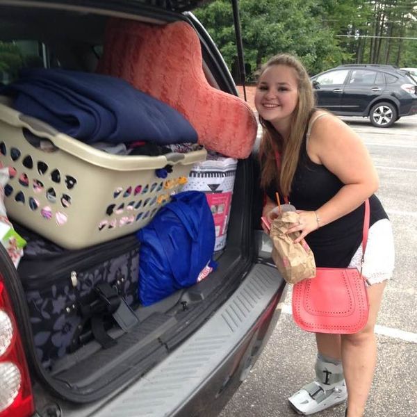 10 Things That Happen When You Start College With A Broken Foot