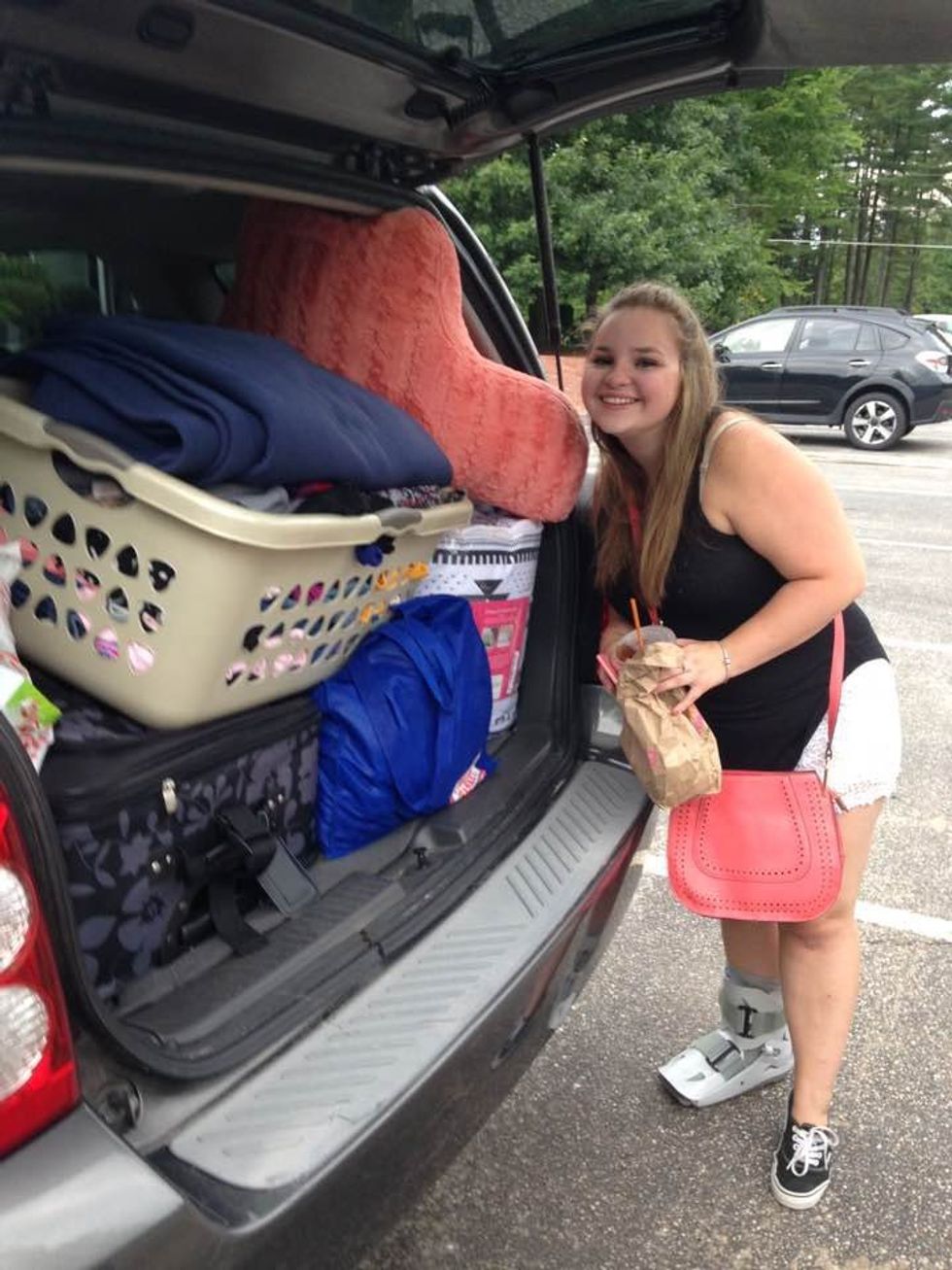 10 Things That Happen When You Start College With A Broken Foot