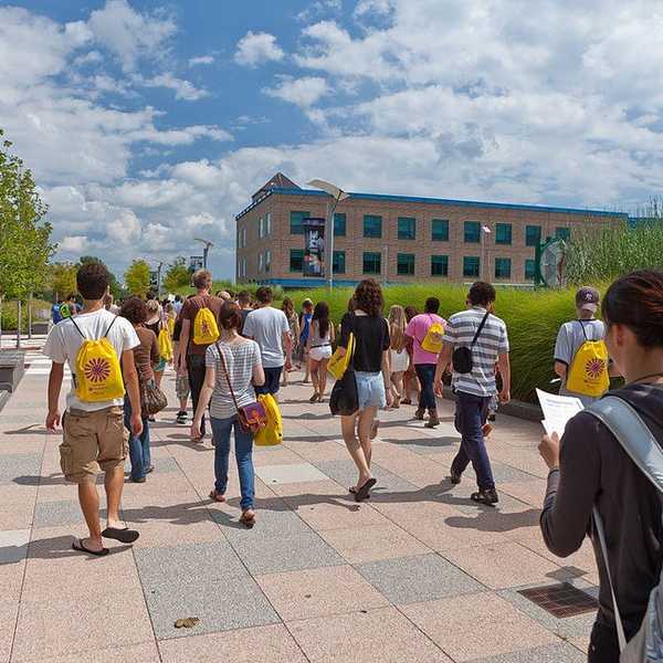 4 Things You Won't Learn at College Orientation