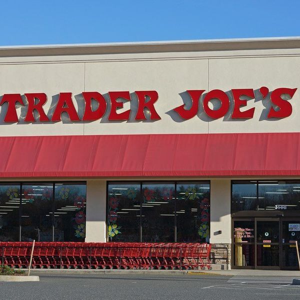 11 Tastiest Vegan Trader Joe's Products