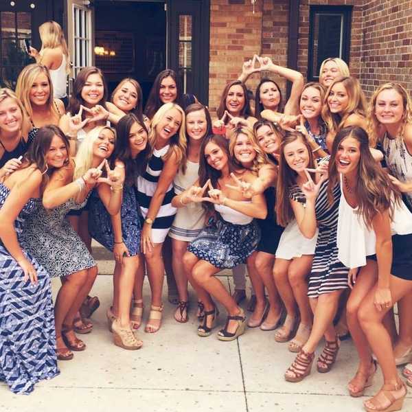 10 Reasons Sorority Recruitment Kind Of Rocks
