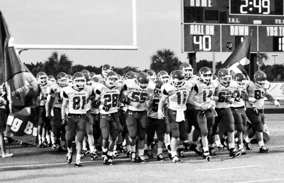 11 Things All Former Football Players Miss