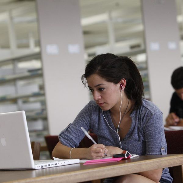 The Scientific Benefits To Listening To Music While Studying