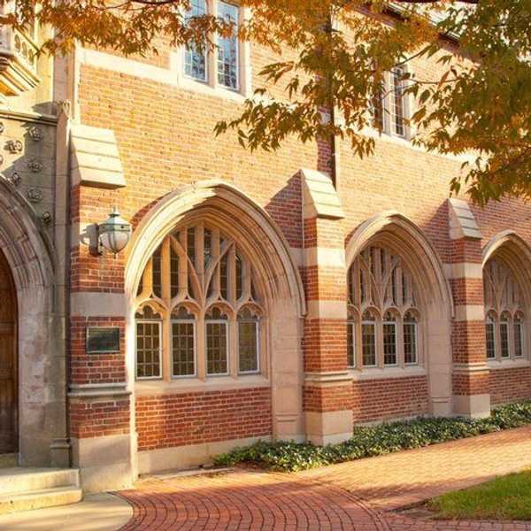 Why Sophomore Year Is Weird