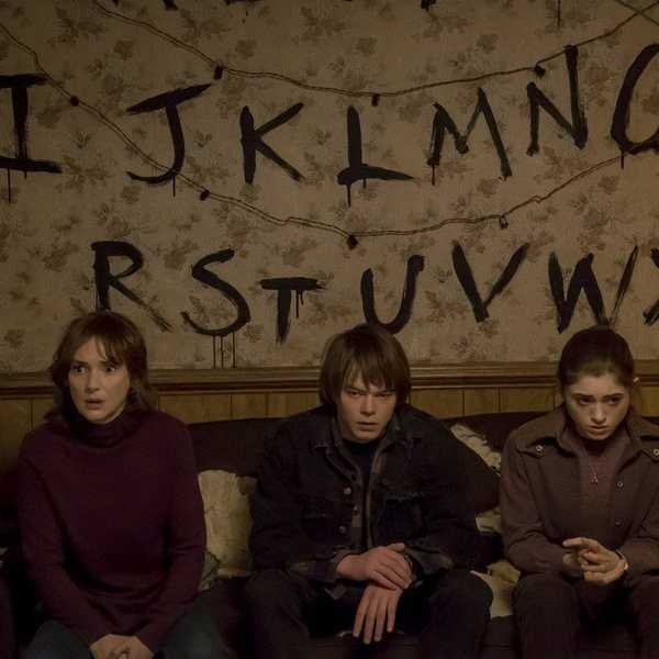 11 Reasons Why Everyone Should Watch Stranger Things