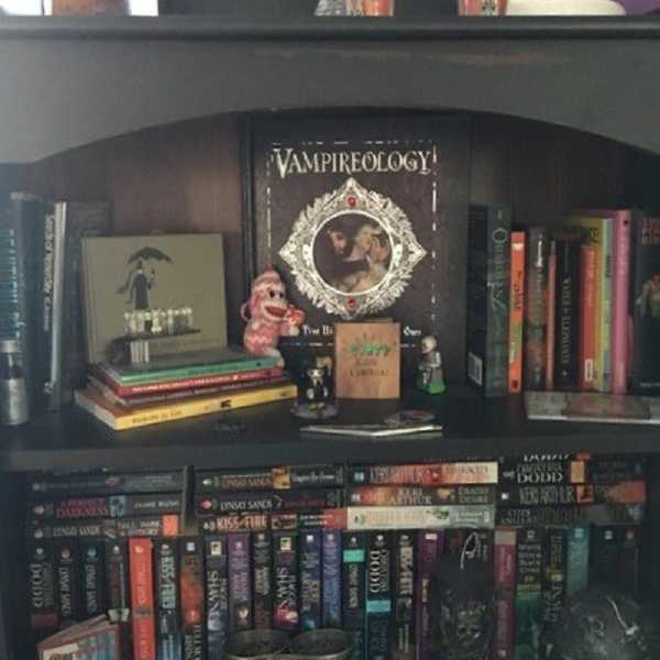 5 More Paranormal Young Adult Romances You Have To Read