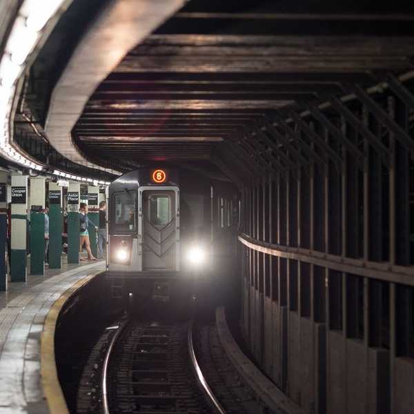 101 Thoughts Every New Yorker Has While Riding The Subway