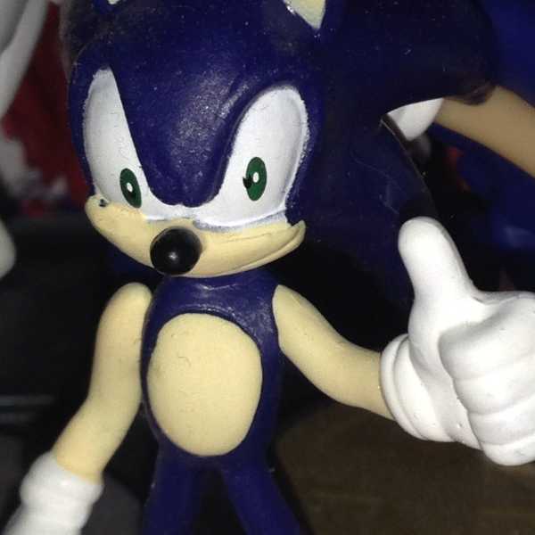 Why Sonic The Hedgehog Is Better Than Super Mario