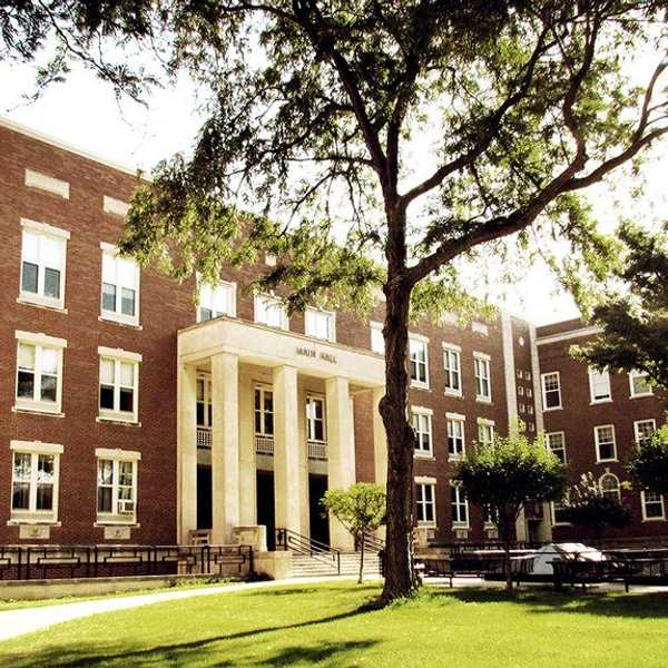 5 Tips For Incoming College Freshmen