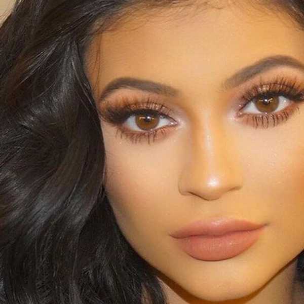 Eyebrows on Fleek: How Modern Slang Reflects Our Perfectionist Culture