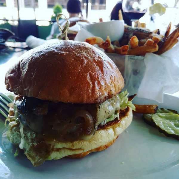 11 Signs Food Is Your Soulmate