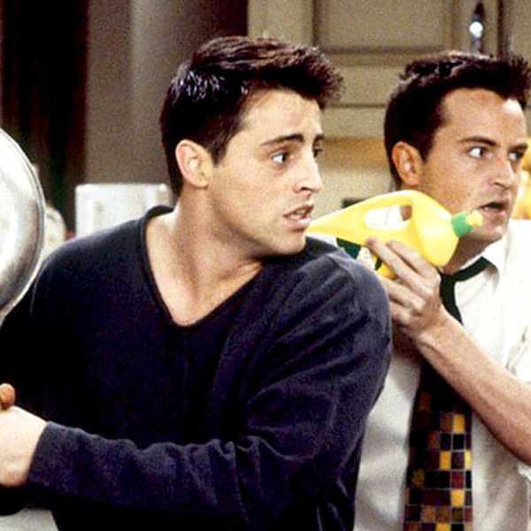 How To Deal With You College Roommates: As Told By Joey And Chandler