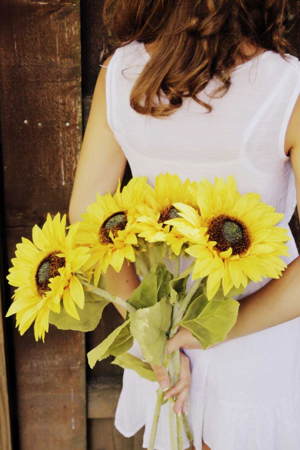 Things Girls Need To Stop Doing To Each Other