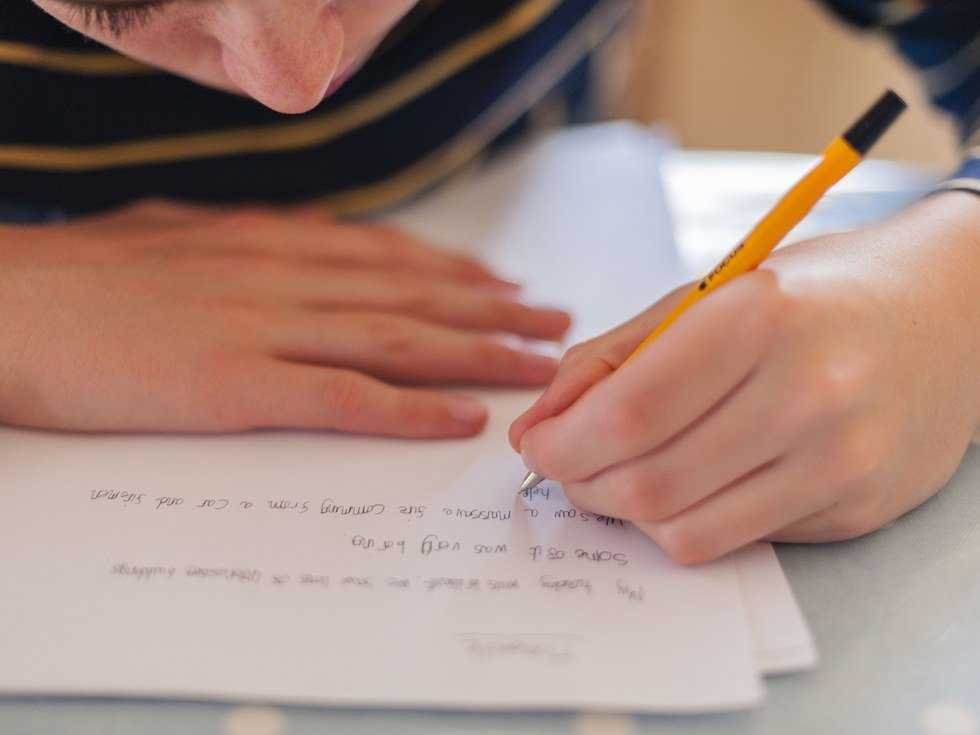 Life Struggles For Lefties: Back To School Edition