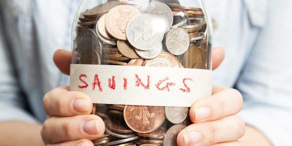 10 Different Ways To Save Money In College