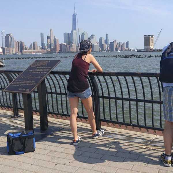 500 Words On Travel Buddies