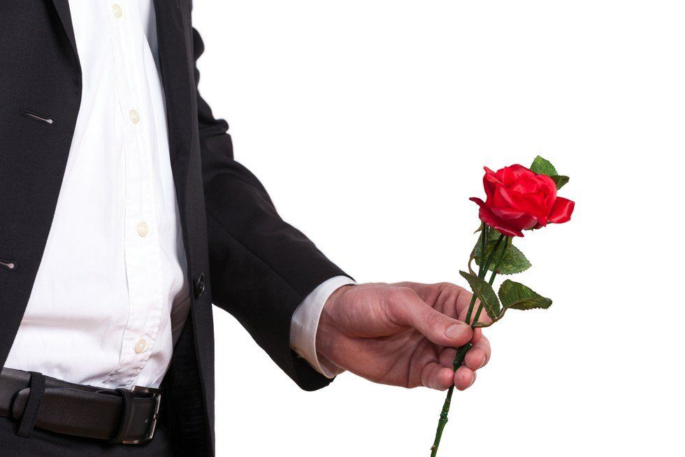 How To Have The Best The Bachelor Viewing Party