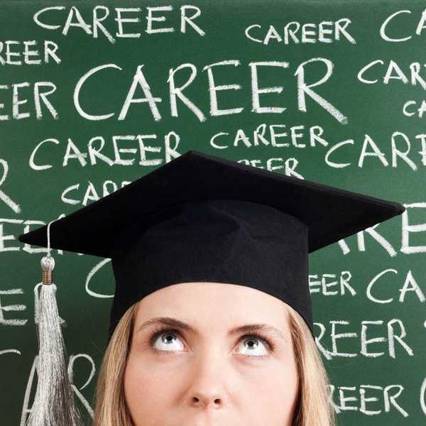 5 Thoughts All College Seniors Have