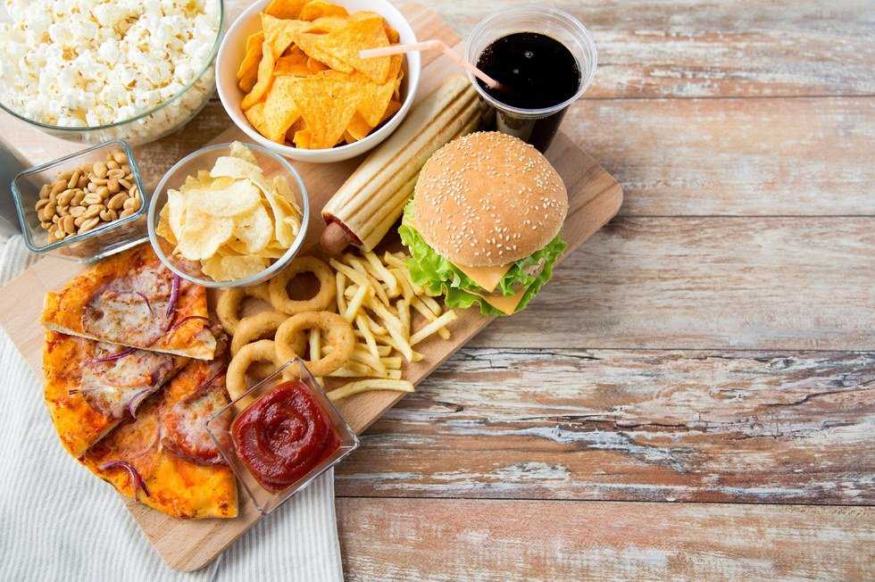 5 Ways To Avoid the Freshman Fifteen