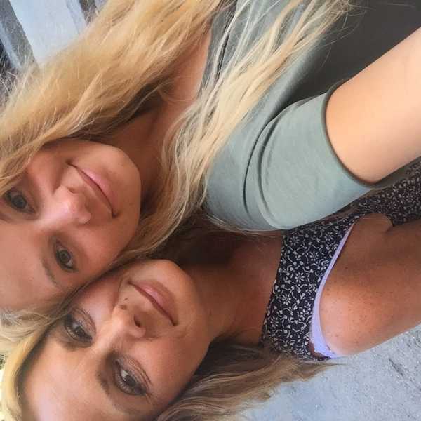 10 Reasons It's Awesome To Have Your Mom As Your Best Friend