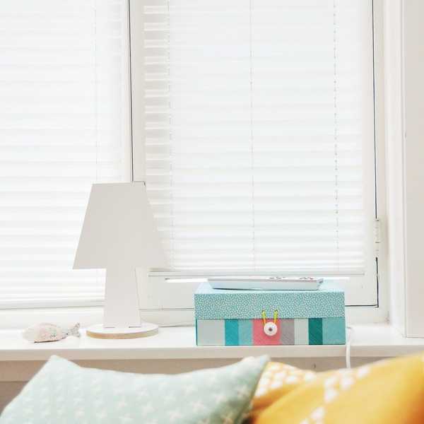 5 Ways To Feel At Home In Your Dorm Room