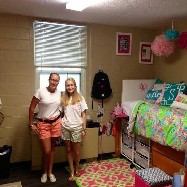 7 Dorm Room Ideas You Need To Steal