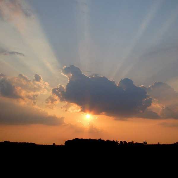 10 Thoughts We Have As Summer Comes To An End