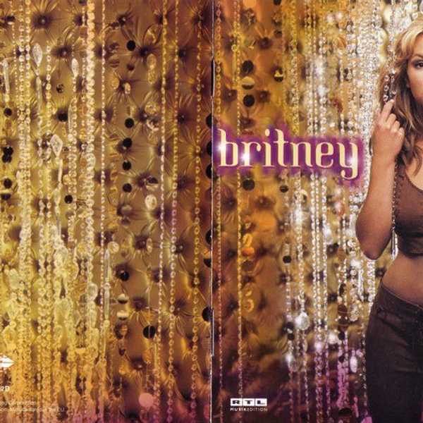 14 CDs Every Girl Owned In The 2000s