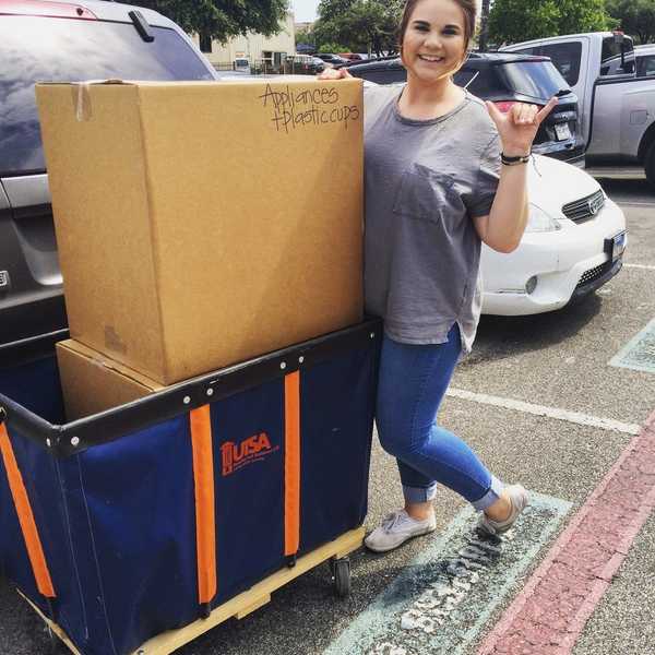 What They Did Not Tell You About Moving Into Your Freshman Dorm