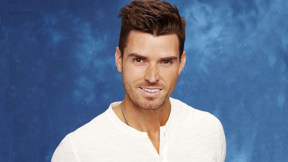 7 Reasons Why Luke Should Be The Next Bachelor