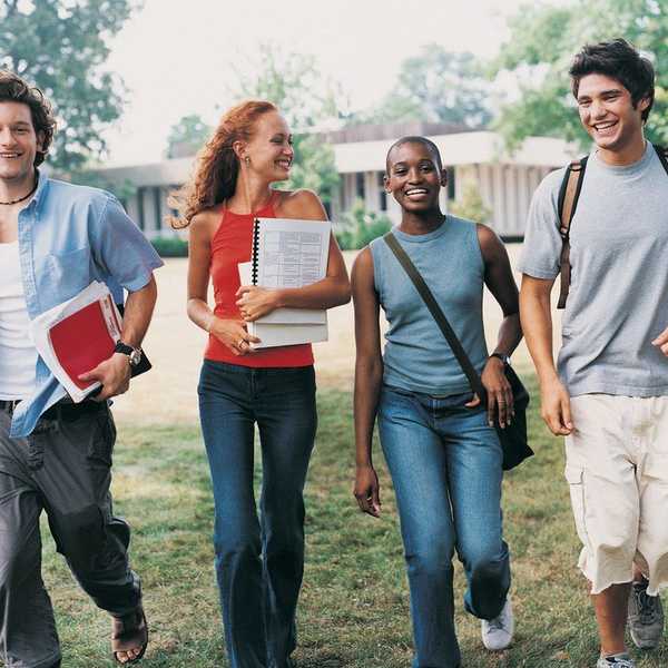 5 Best And Worst Things About Going Back to College