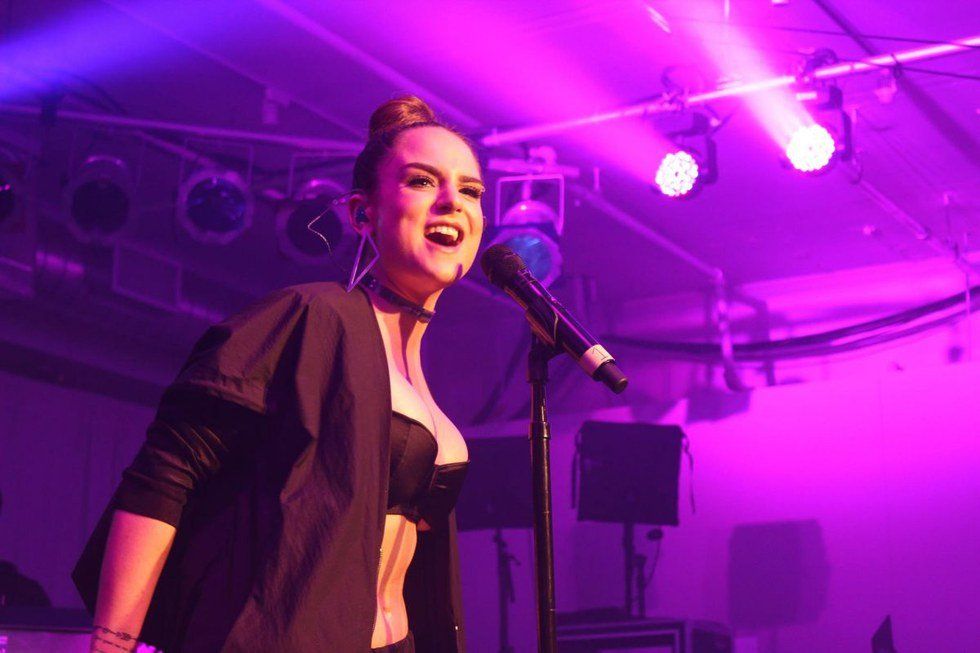 10 Songs From Early 2000s That Need To Come Back