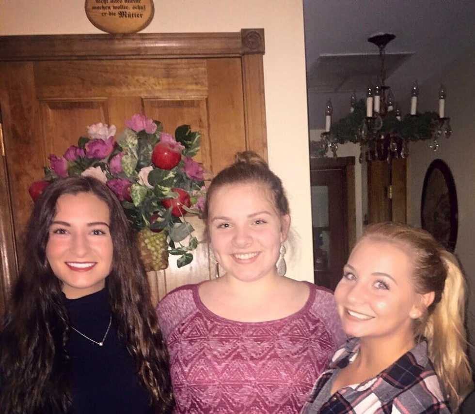 6 Things That Happen When Your Cousin Doubles As A Best Friend