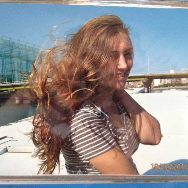 16 Struggles Of Having Long Hair