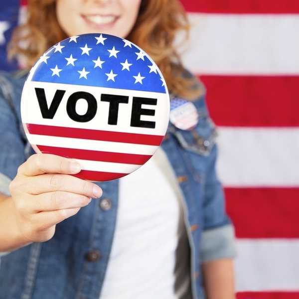 Registering To Vote: The Most Exciting Thing You Have to Do Before Summer Ends