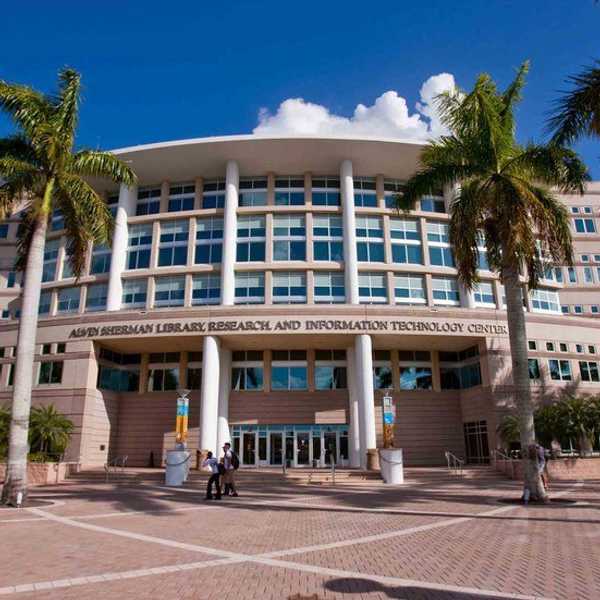 15 Things I Wish I Knew As A College Freshman