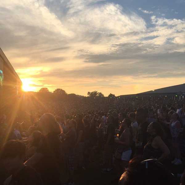 6 Ways Not To Waste The Last Weeks Of Summer On Your Couch