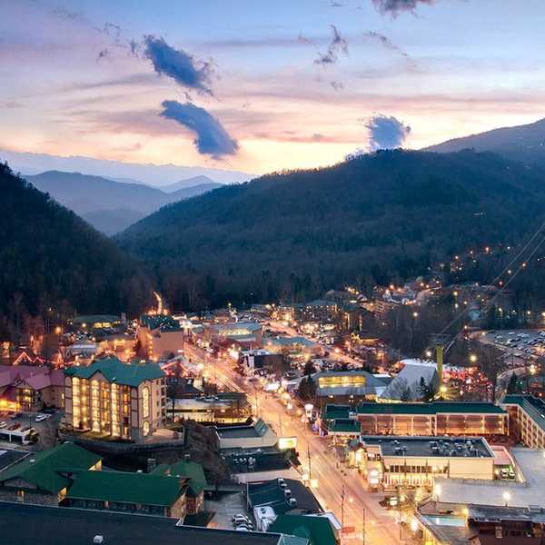Why Gatlinburg And Pigeon Forge, Tennessee Should Be Your Next Vacation