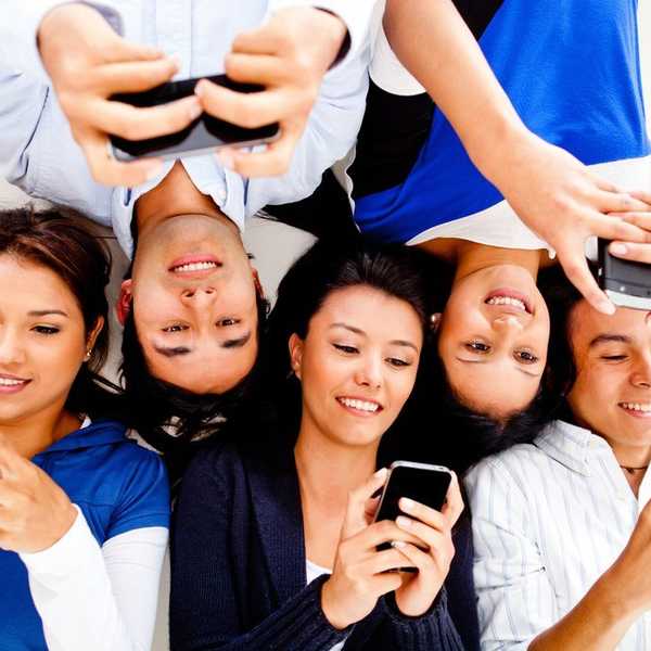 10 Ways Texting Has Affected The Ability To Communicate