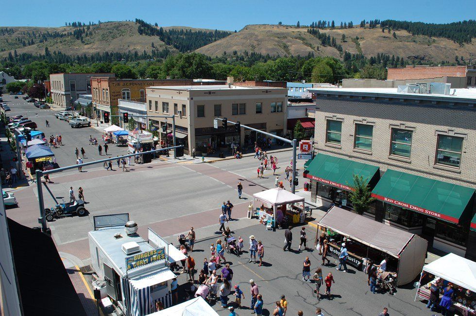 3 Life Lessons My Hometown Taught Me