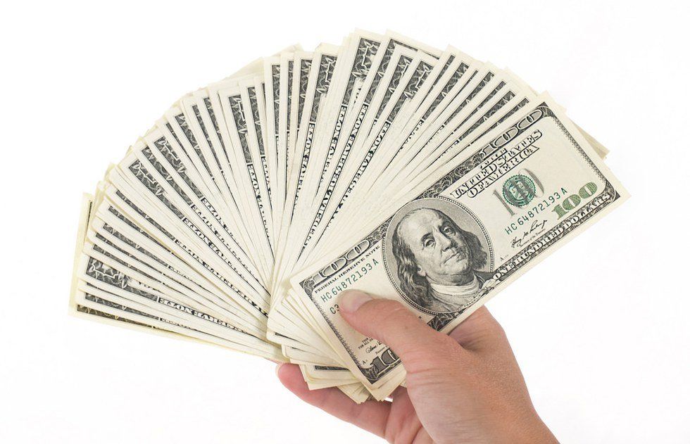 How To Be On A Tight College Budget