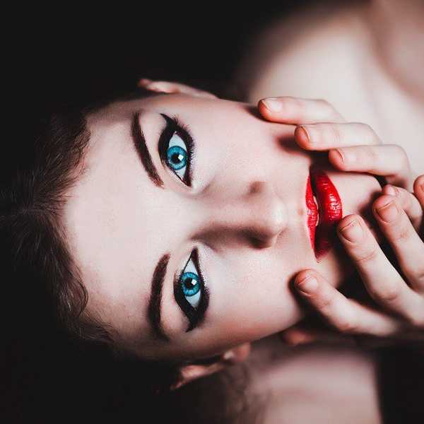 Is Makeup Empowering Or Demeaning?