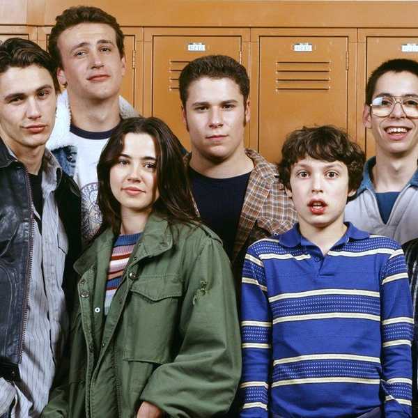 We Need Another Show Like 'Freaks And Geeks'