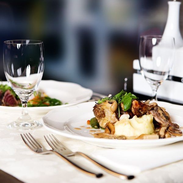 How Do You Know If It's A Date Or Not?