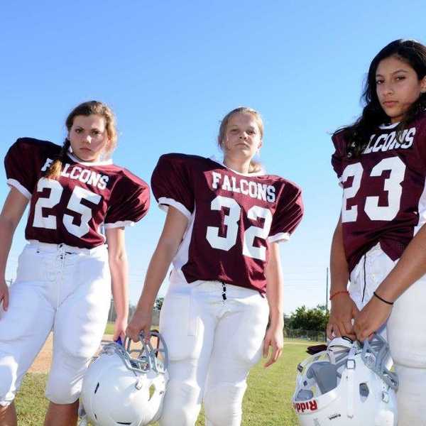 12 Things Only Football Girls Understand