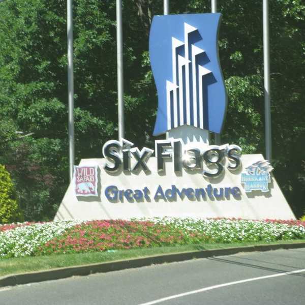 10 Of The Best Roller Coasters Ever At Six Flags Great Adventure