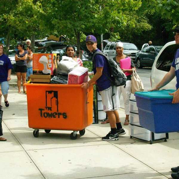 15 Stages Of The Hell That Is Packing