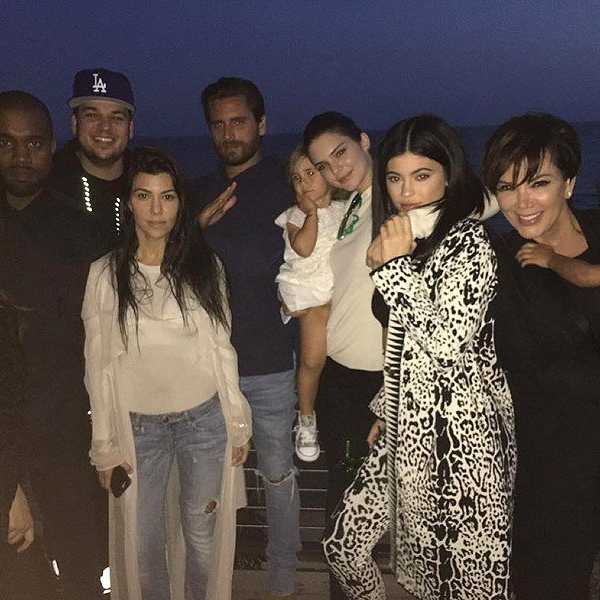 15 Stages Of Being Home For The Summer (As Told By The Kardashians)