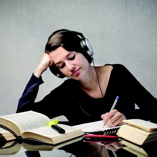 Top 10 Spotify Playlists For College Students
