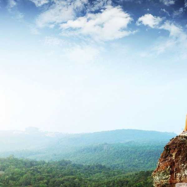 10 Motivational Quotes To Get You Up And Moving